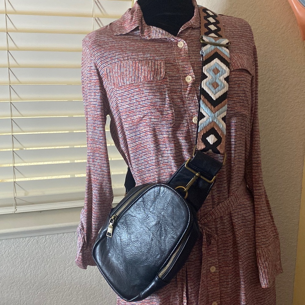 Crossbody bag by Threaded Pear